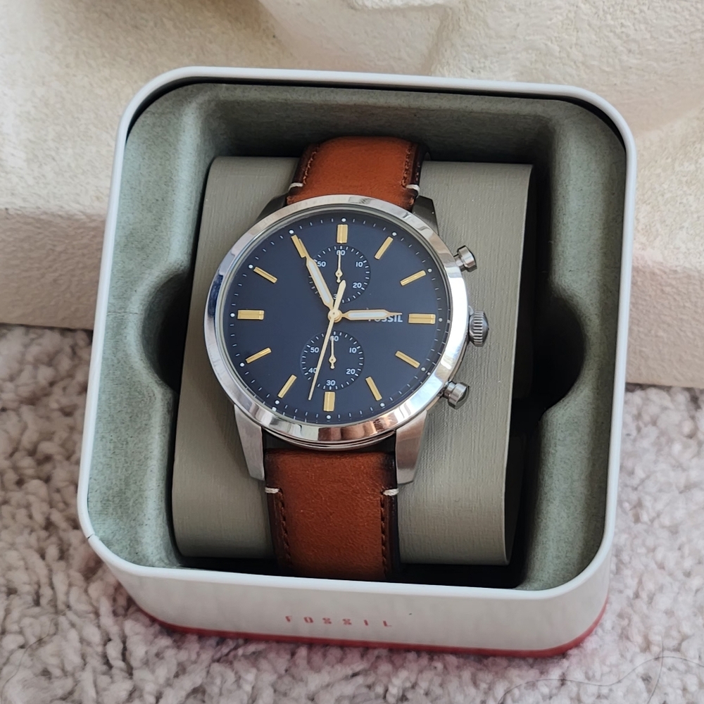 Fossil Men's Townsman Quartz Stainless Steel and Leather Chronograph Watch